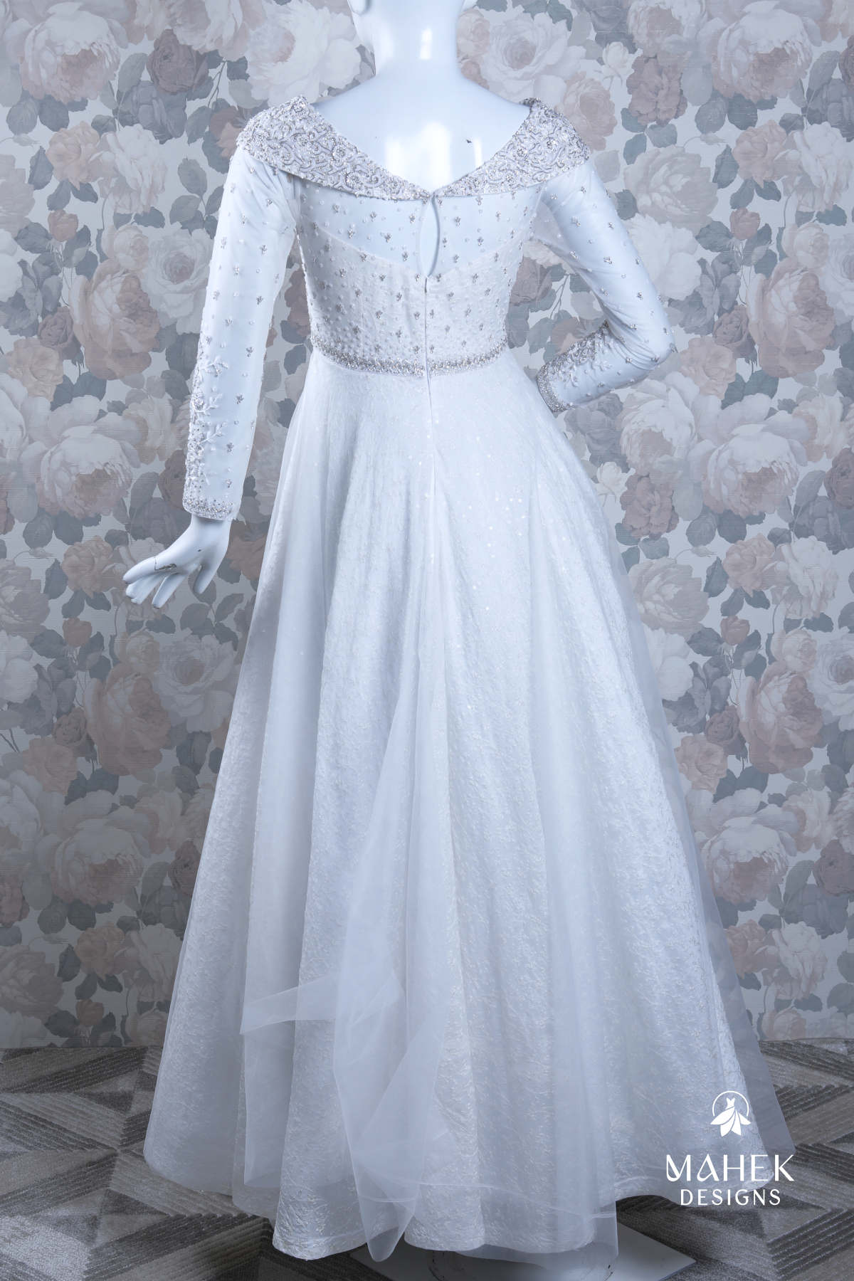 White gown with full sleeve